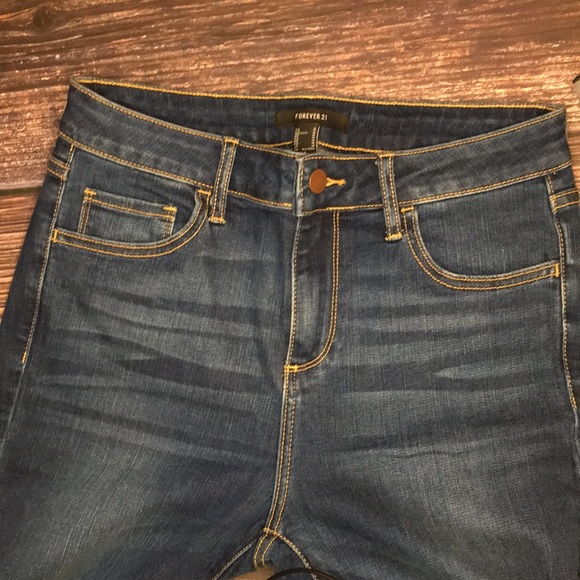 Forever 21 Distressed Skinny Jean size Medium - Picture 5 of 12